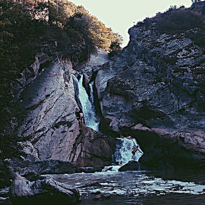 ханагский водопад