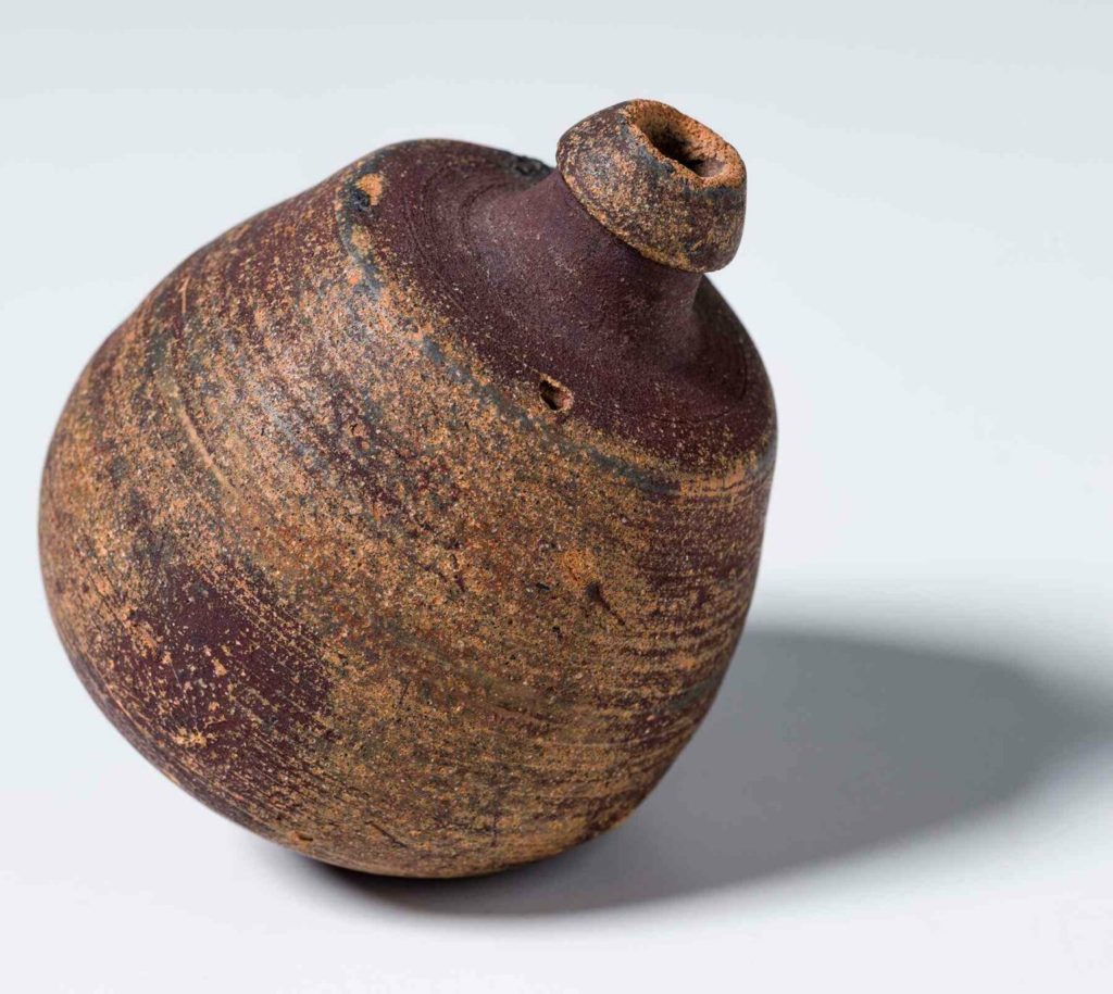 При раскопках в Иерусалиме нашли древние ручные гранаты. Сначала решили, что это горшки